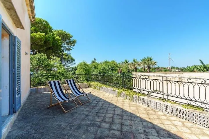 Magnifica Villa Con Un'Atmosfera Mozzafiato E Piscina Privata Marsala